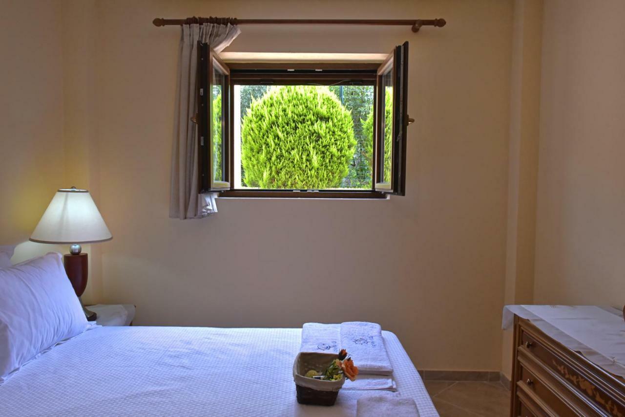 Captain'S Villa Appartments Psakoudia Bagian luar foto