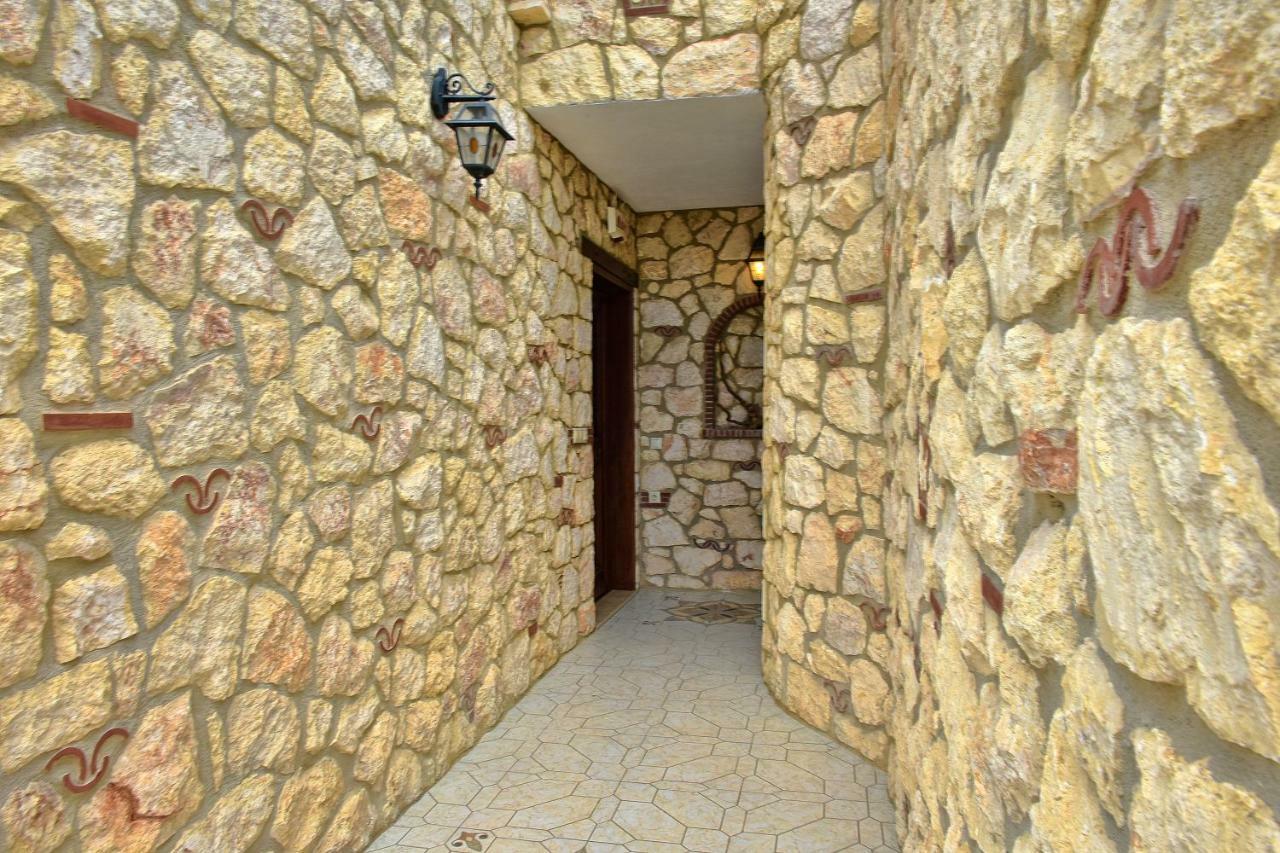 Captain'S Villa Appartments Psakoudia Bagian luar foto