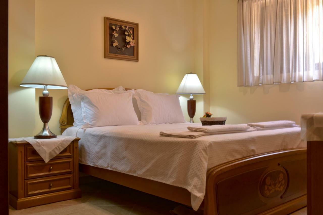 Captain'S Villa Appartments Psakoudia Bagian luar foto